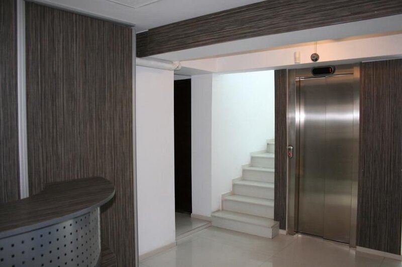 Unirii, birouri 120 mp, mentenanta inclusa.